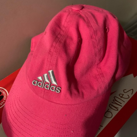 pink adidas hat - Picture 1 of 2